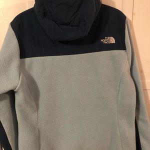 Hooded north face Denali jacket